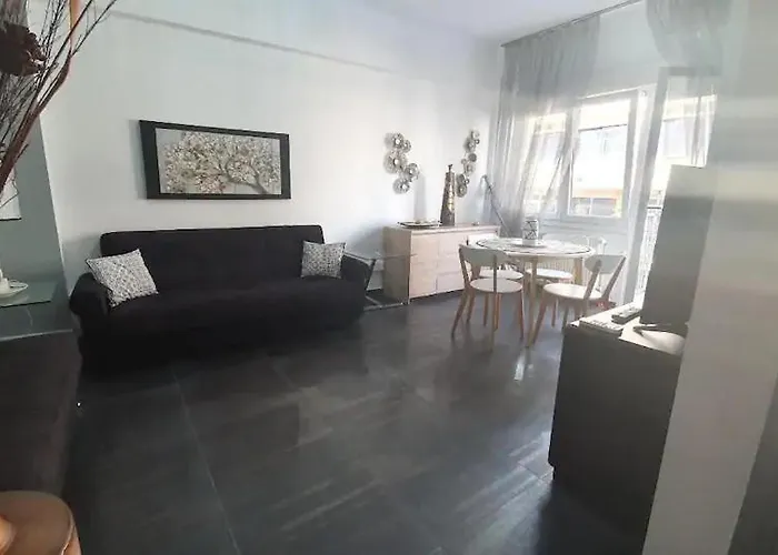 City Center Comfortable Studio Apartment