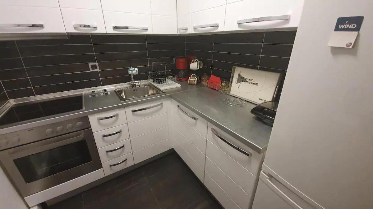 Center Comfortable Apartment *