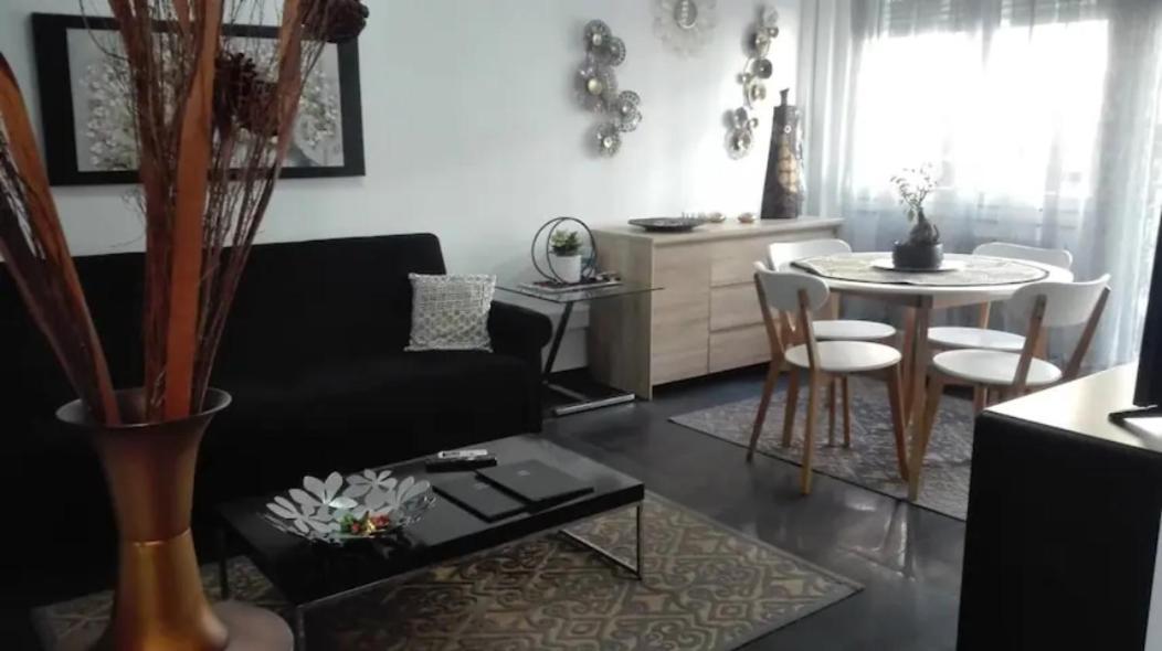 Apartment Center Comfortable *